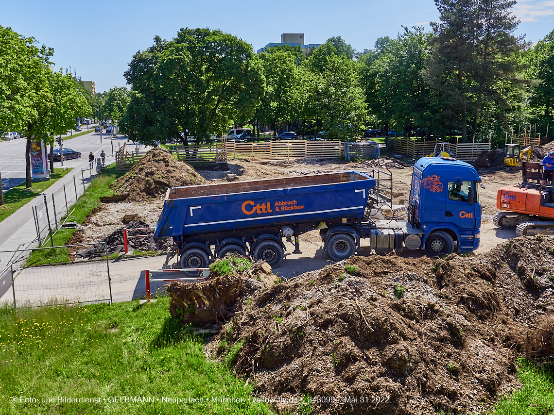 31.05.2022 - Baustelle am Haus für Kinder in Neuperlach